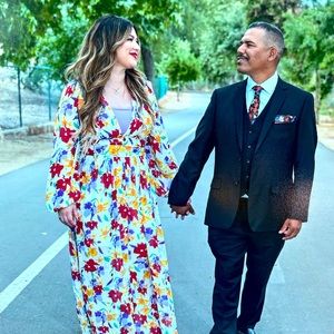 Meet your Posher, Francelia . I love fashion . Like this listing when we go live